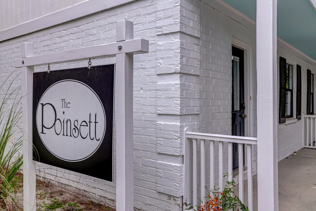 Photo - 1618 Poinsettia Rd