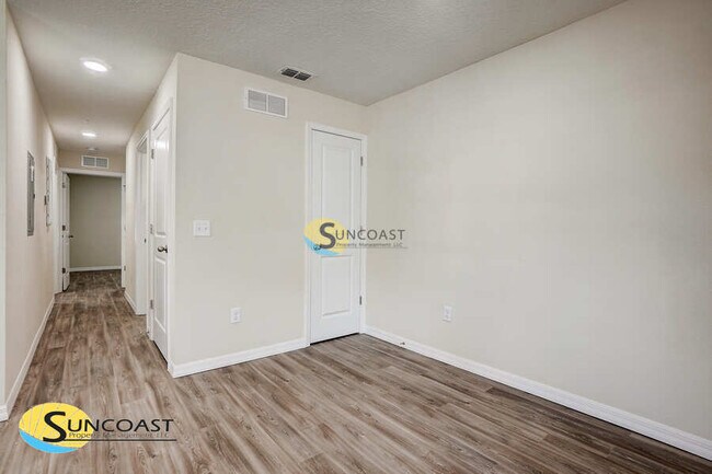 Photo - 11479 Oakfield Ct Unit 11479101