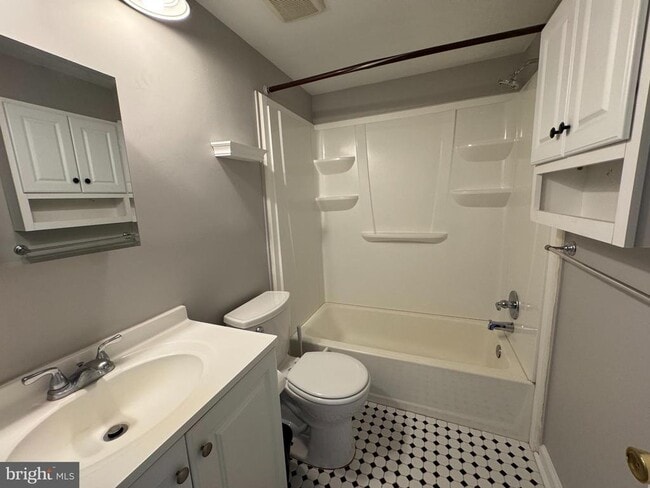 Photo - 12042 Abby Rd