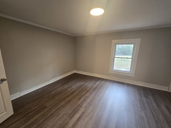 Photo - 729 Ninety Six Hwy