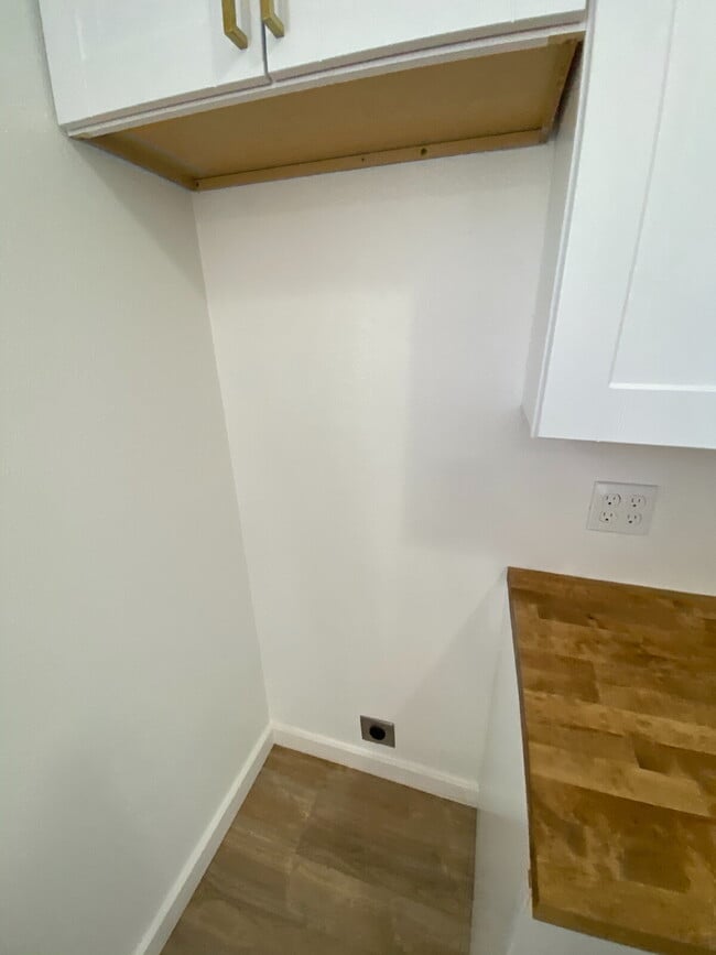 Photo - Pre-Leasing for Summer/Fall 2026 - Back House