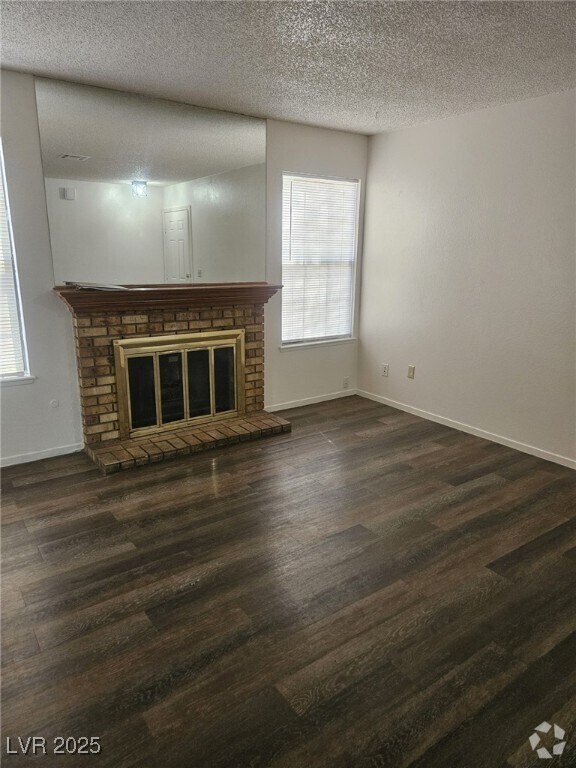 Building Photo - 5576 W Rochelle Ave. Unit 31A Rental