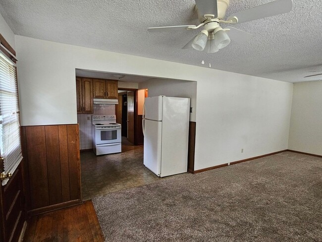 Photo - Single Family Home - 3BR-1BA - New Haven MO 63068