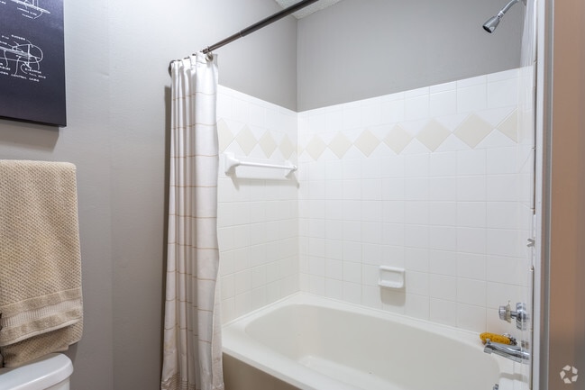 2BR,2BA