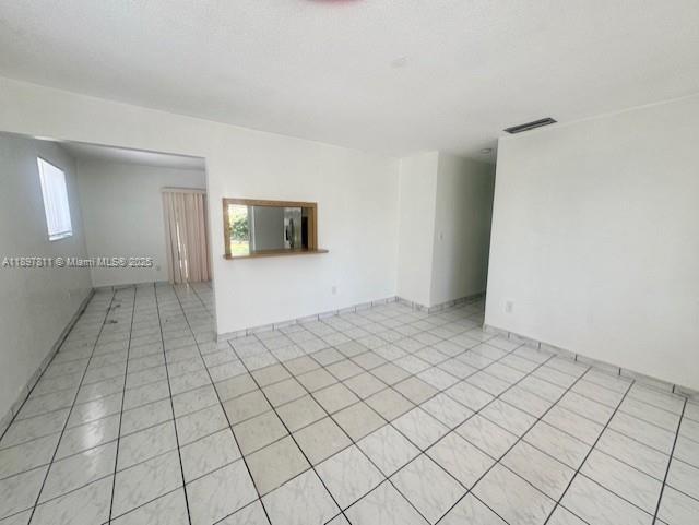 Photo - 7329 SW 22nd St Unidad 0