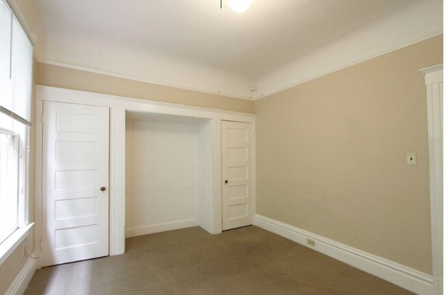 1346 Pine
