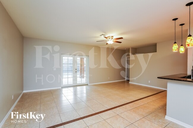 Photo - 806 Anza Ave