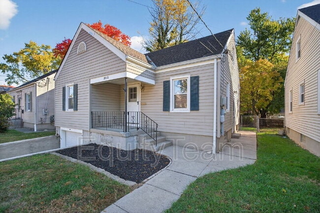 Photo - 7020 La Boiteaux Ave