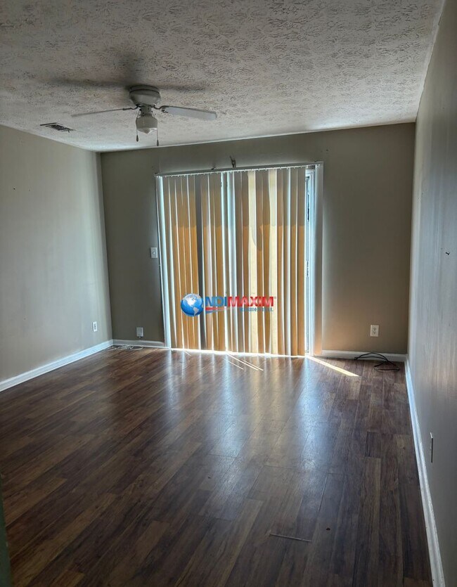Photo - 1750 Wesley Way NW Unit B