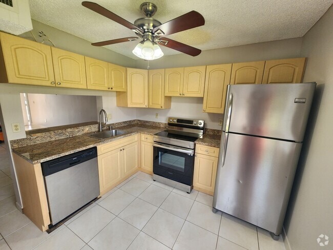 Building Photo - 1140 Independence Trail Unit D Rental
