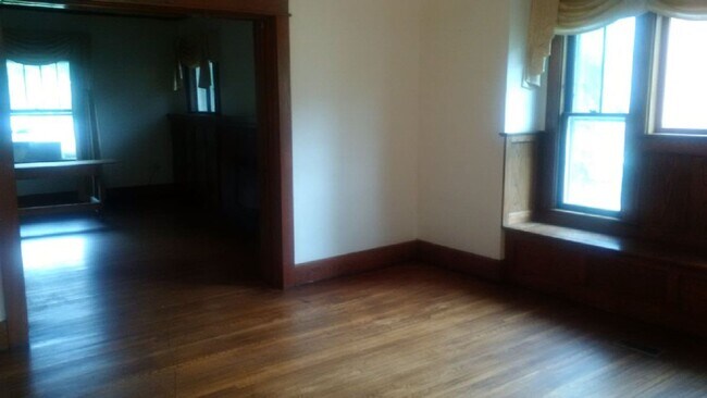 Photo - 5 BD/2BA Home next to Kirkwood with fenced backyard!
