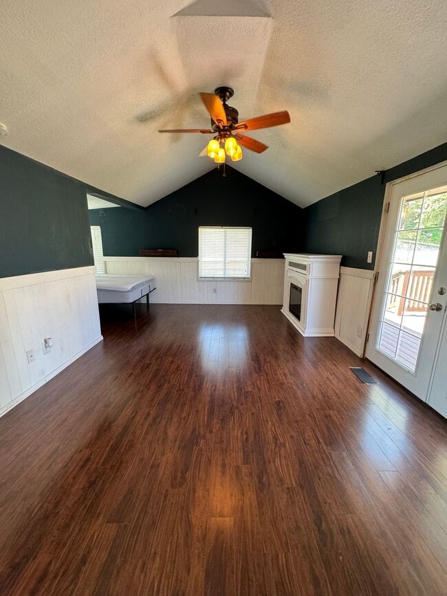 Photo - Hard to find studio with all utilities included and fenced yard!