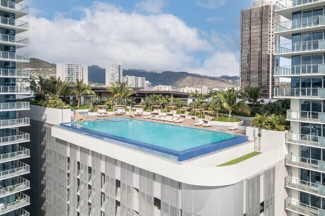 Photo - 1515 Liona St