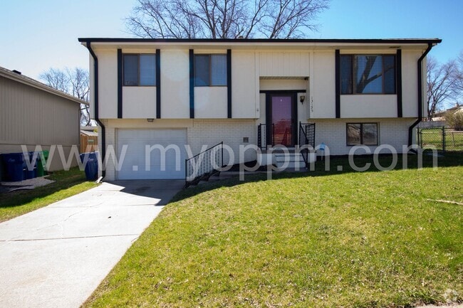 Building Photo - Beautiful 4 Bed 2 Bath Home for Rent in Mi...