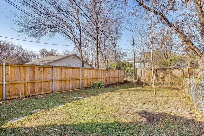 Photo - 2 Bed Duplex in Fairmount!