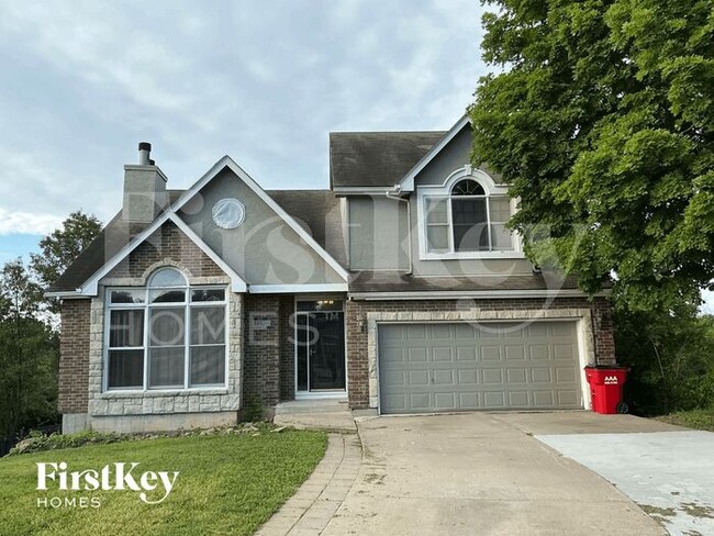 Building Photo - 1824 SW Pinecreek Ct Rental