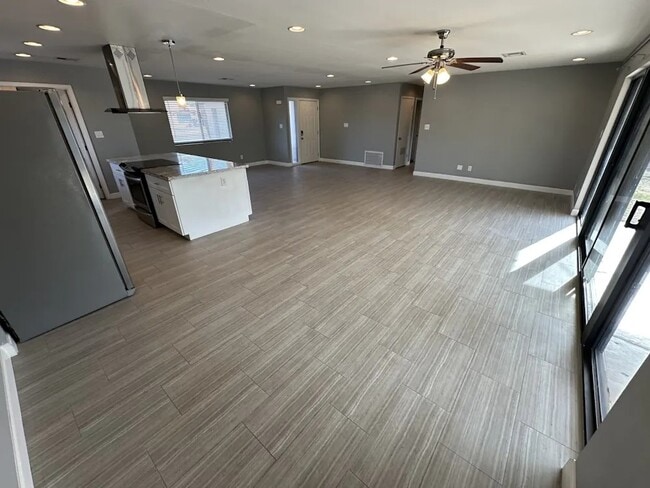 Photo - 8718 E Plaza Ave