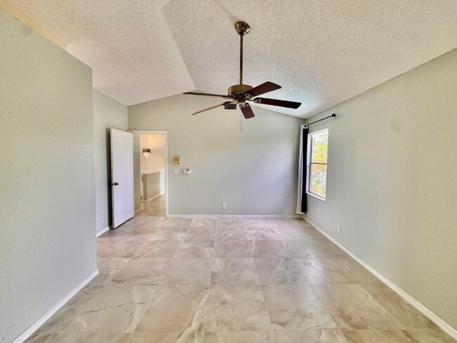 Photo - 2698 Linkside Dr