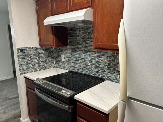 9700 Leawood Blvd Unit 1407