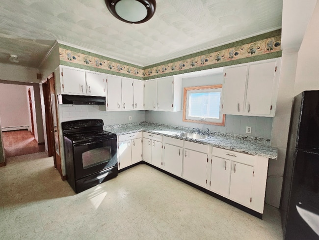 Building Photo - 74 Ackley Ave Unit 1