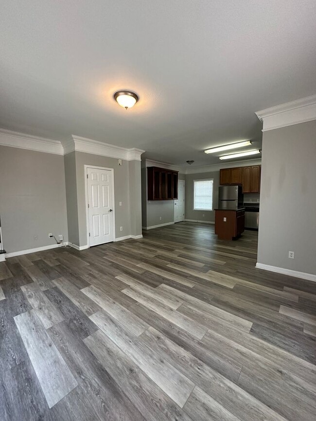 Photo - Large 4 bedroom home near Campus- Pre Lease for August 1st 2026