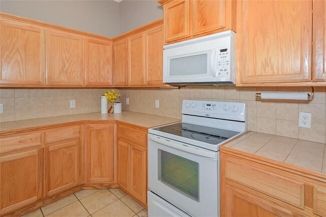 Photo - 913 Eagle Cliff Dr