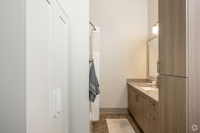 1HAB, 1BA - 540 ft² - Magnolia on Zang Two