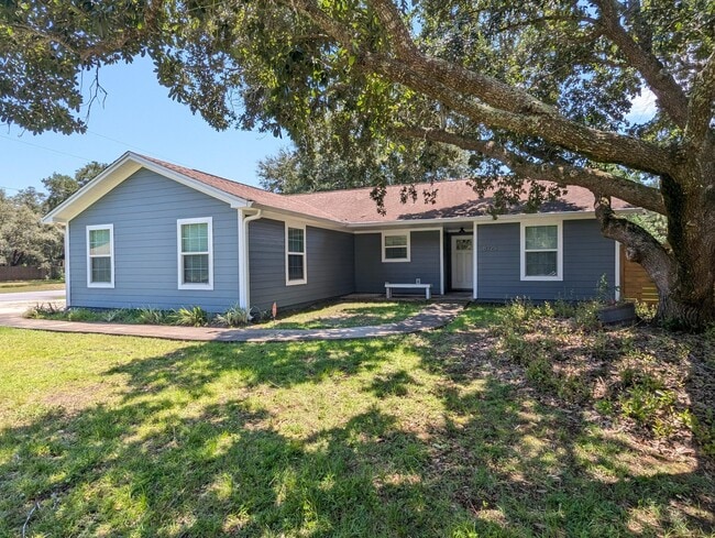 Photo - 8325 Fortworth St