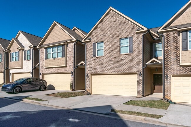 Building Photo - 327 Cashes Ct