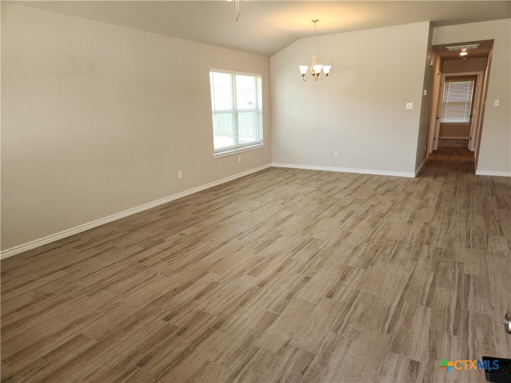 Photo - 332 Arnold Dr