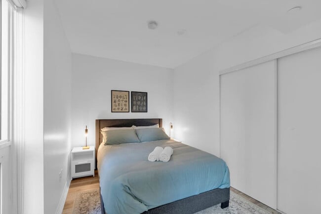 Photo - 192 Dundas St E Unit SI ID1403750P