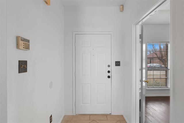 Photo - 5205 Wood Creek Ln