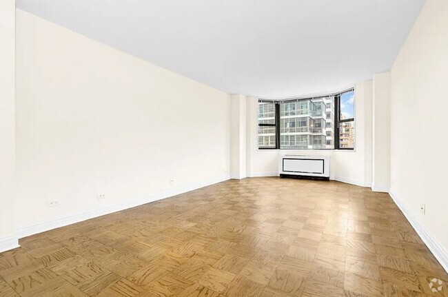 Building Photo - East 71st Street Unit 3U Rental