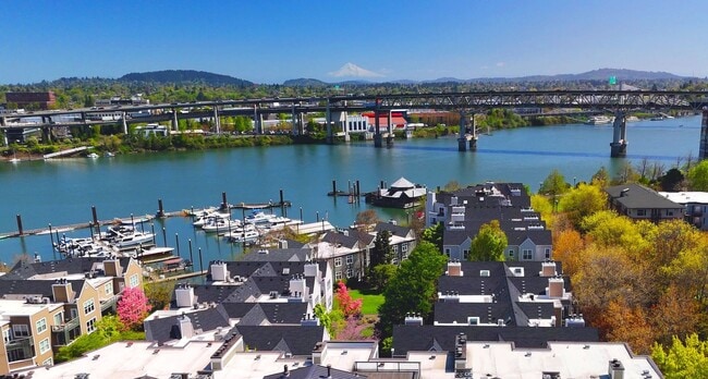 Photo - 2 Bed 2 Bath RiverPlace Waterfront Condo!