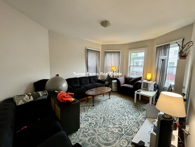 Photo - 374 Prospect St Unit 1