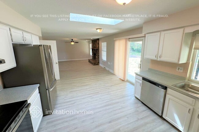 Photo - 12857 Garfield Cir