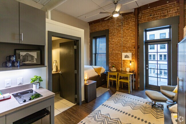 Photo - Tomorrow Building at Patten Parkway