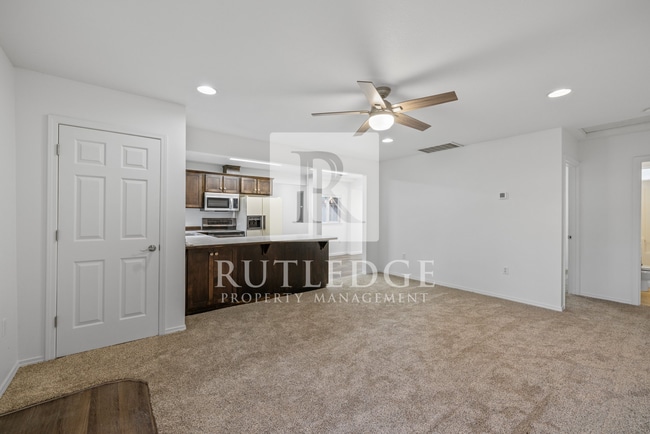 176 Mallory Ln