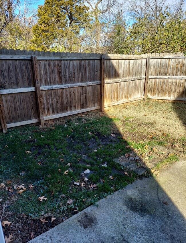 Photo - 2006 Rashid Ct