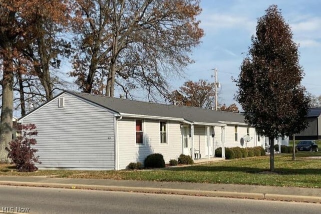 Building Photo - 2446 Bell St Unit 4