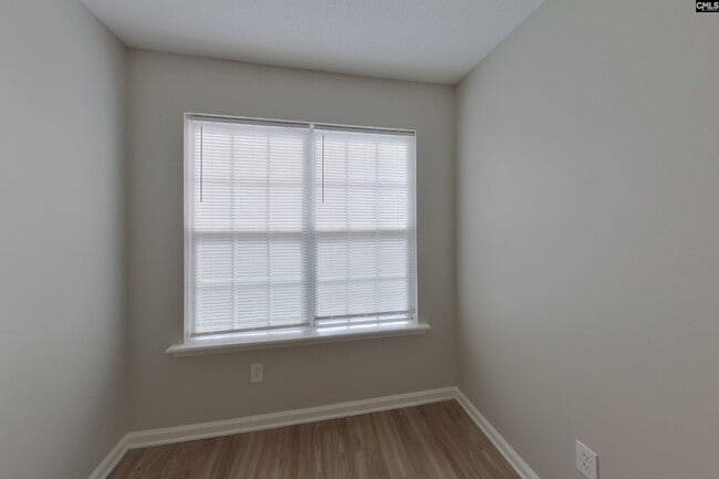 Photo - 163 Brooksong Dr