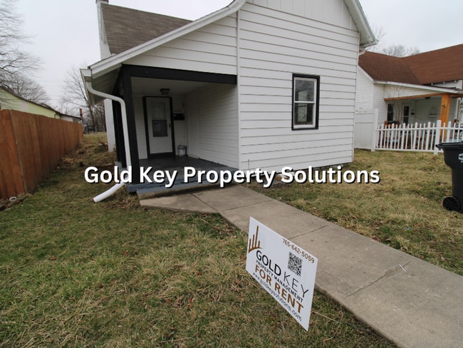 Building Photo - COMING SOON!! 3 BR 1 BA House with Back Deck and TWO Bonus Rooms! NO CATS (NO SECTION 8)