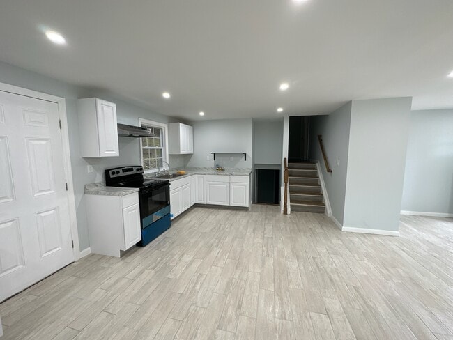 Photo - 181 Kinnebrook Rd