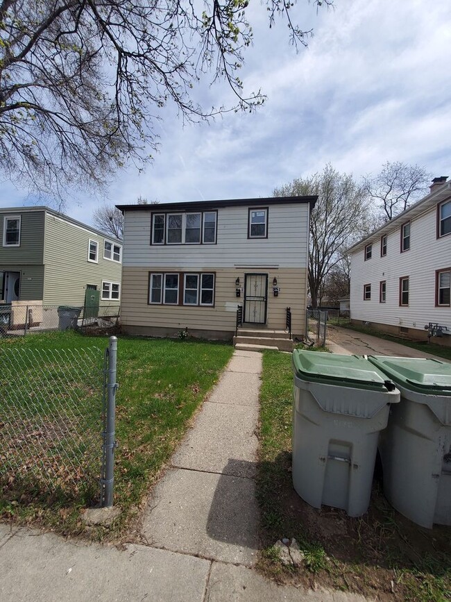 4954-4956 N 48th St. (Duplex) - 4954-4956 N 48th St. (Duplex) Apartamento Unidad 4956 (Upper)