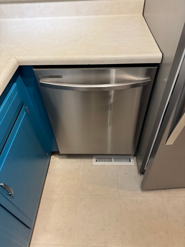 Photo - 15 S Yorktown Rd