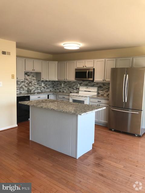 Building Photo - 103 Stoney Brook Ct Rental