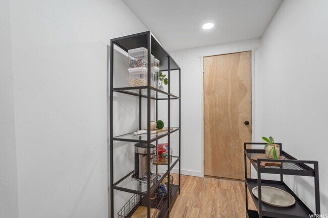 Photo - 5590 S Edgewood Cir Unit 2