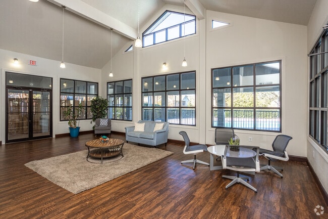 Leasing Office