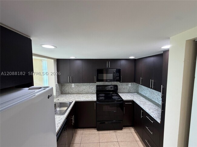 Photo - 11780 SW 18th St Unit 501-2