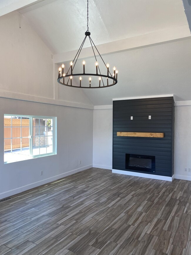 Photo - 3022 Voltaire St